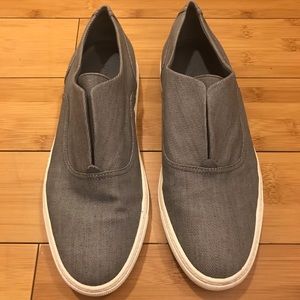 Vince Worn Once Slip on Gray Canvas Shoes sz 8.5